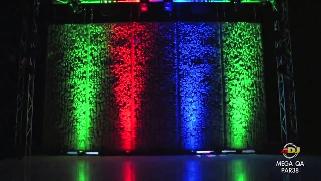 Фото American Dj Mega QA PAR38