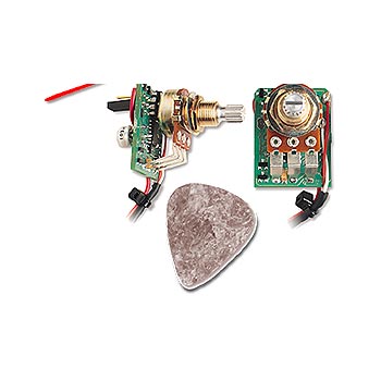 Фото Fishman PRO-PCH-001  предусилитель-делитель сигнала Powerchip, короткий