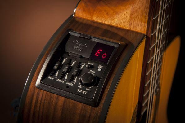 Фото Электроакустическая гитара TAKAMINE GC5CE NAT