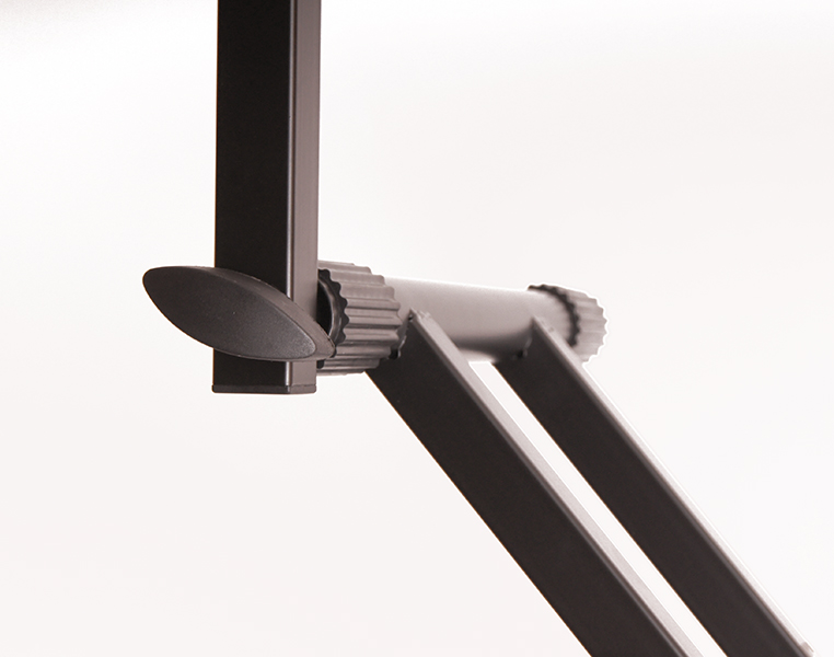 Фото Стойка для клавишных Soundking SF510