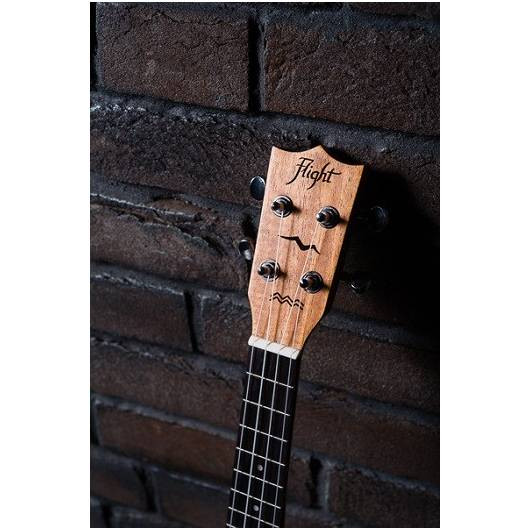 Фото Укулеле концерт FLIGHT DUC323 EQ MAH