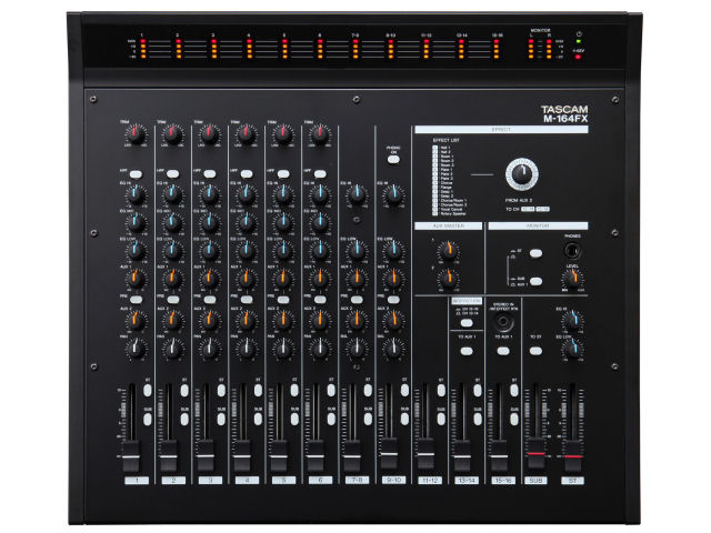 Фото Tascam M-164FX