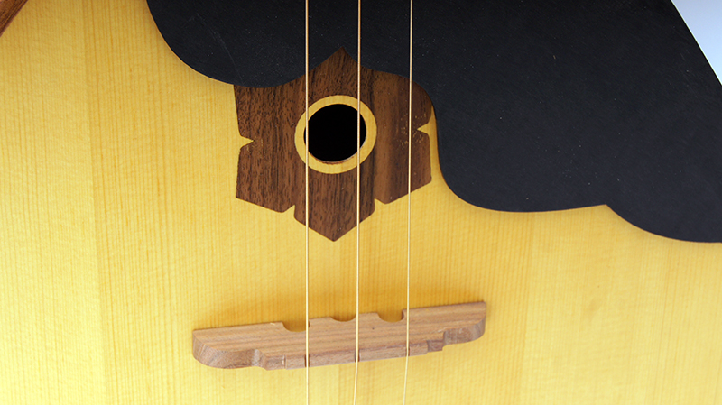 Фото Балалайка Doff BAS