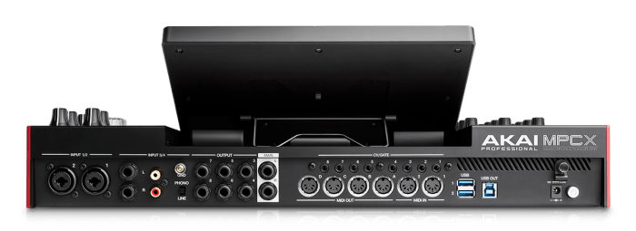 Фото AKAI PRO MPC X