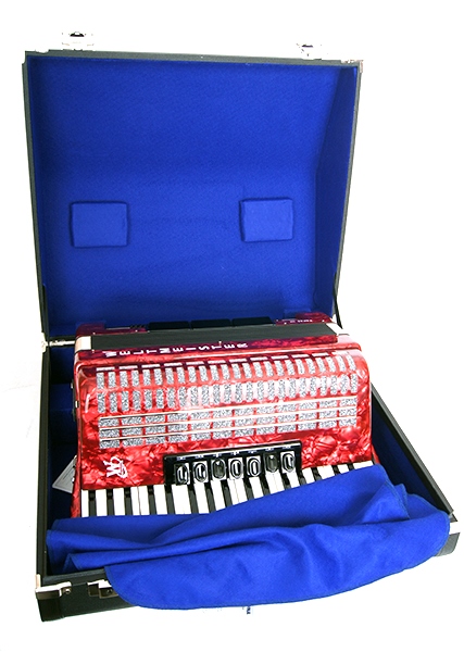 Фото Аккордеон Weltmeister Topas-III-96/37-RD Topas III