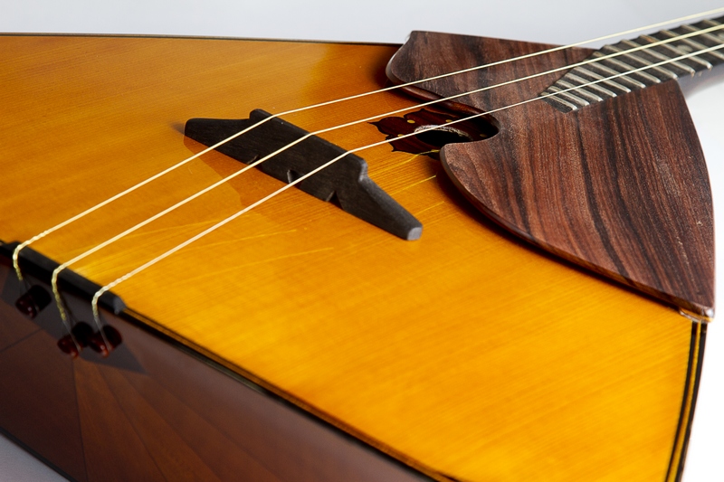 Фото ПКМИ фонда П.И.Чайковского Балалайка Секунда (Категория Высшая)