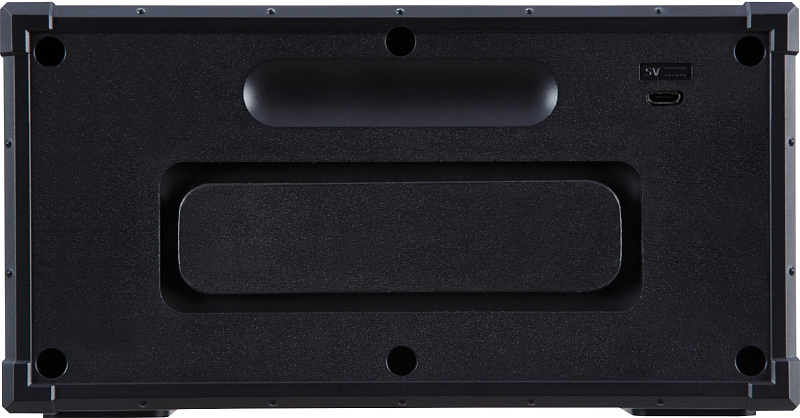 Фото Портативная акустическая система Roland JC-01B