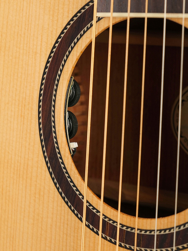 Фото Электроакустическая гитара Shadow GA-GCE