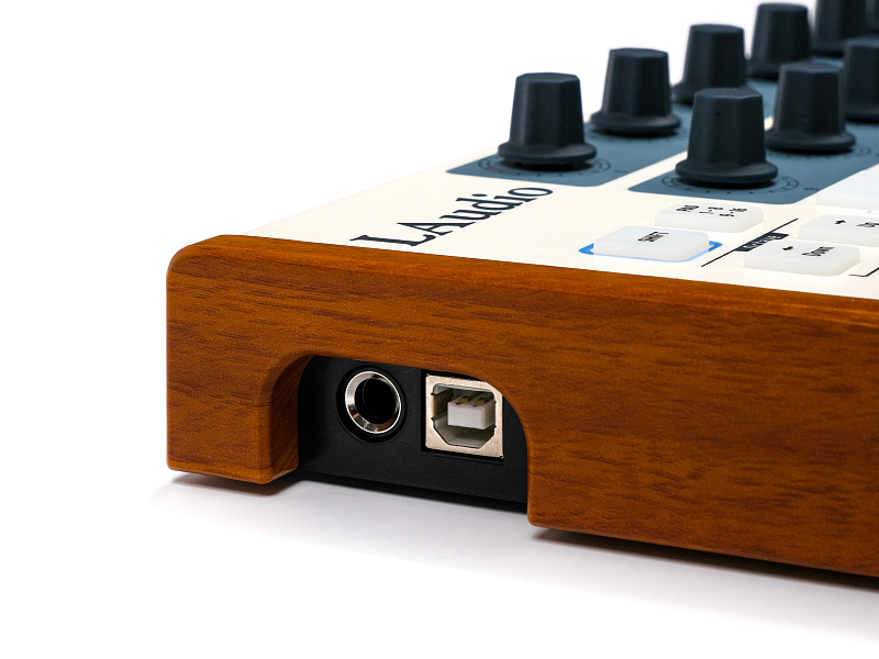 Фото MIDI-контроллер LAudio Worldemini