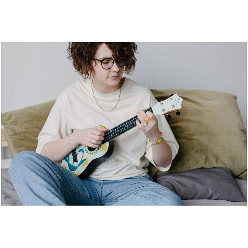 Фото FLIGHT TUC DASHA KIRPICH / Даша Кирпич акулеле - Укулеле концерт Флайт