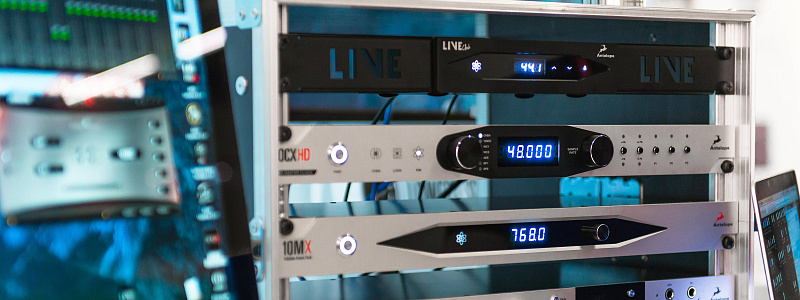 Фото Antelope Live Clock