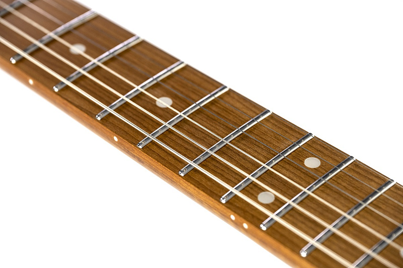 Фото Электрогитара Bosstone SEG-04 WH